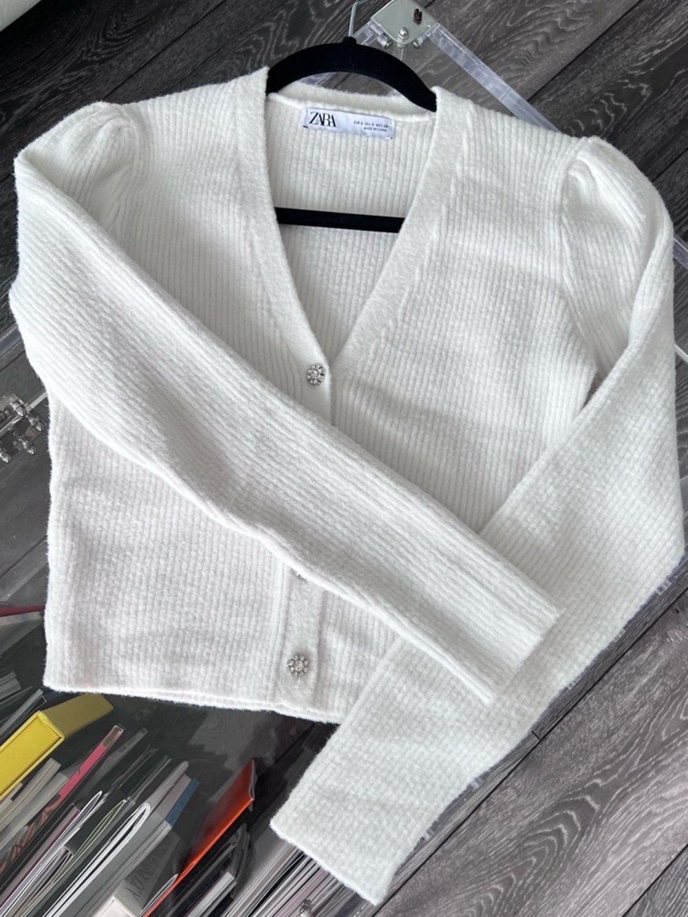 Zara Cream Ribbed V-Neck Cardigan with Decorative Buttons
